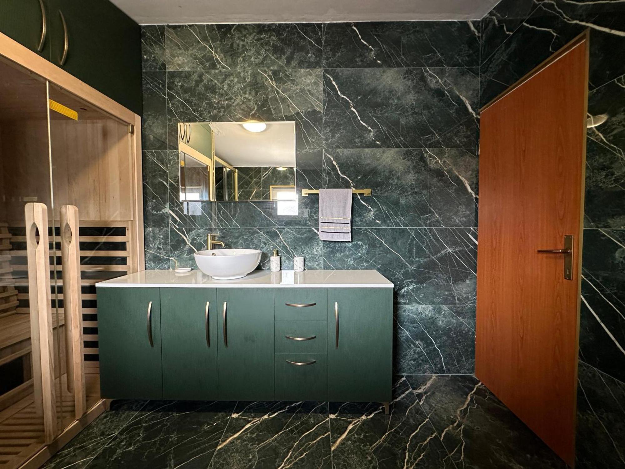Sweet Apartment In Quiet Part Of Split Exterior photo